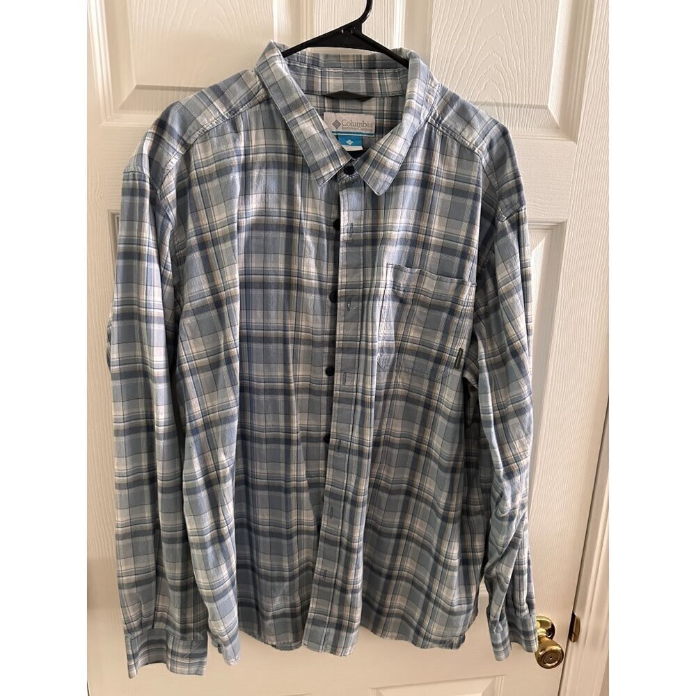 Columbia Blue White and Tan Plaid Long Sleeve Button Down Collared Shirt mens si